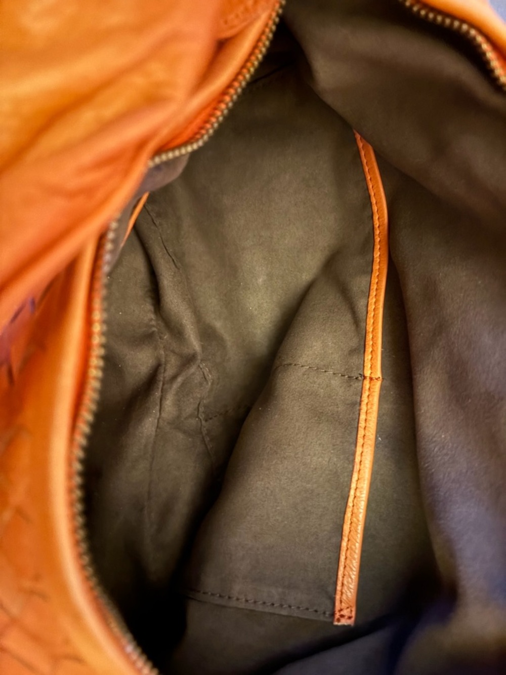 Elegant Woven Leather Bag - Orange - Picture 4 of 5
